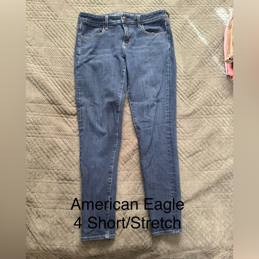 American Eagle super stretch 4 short